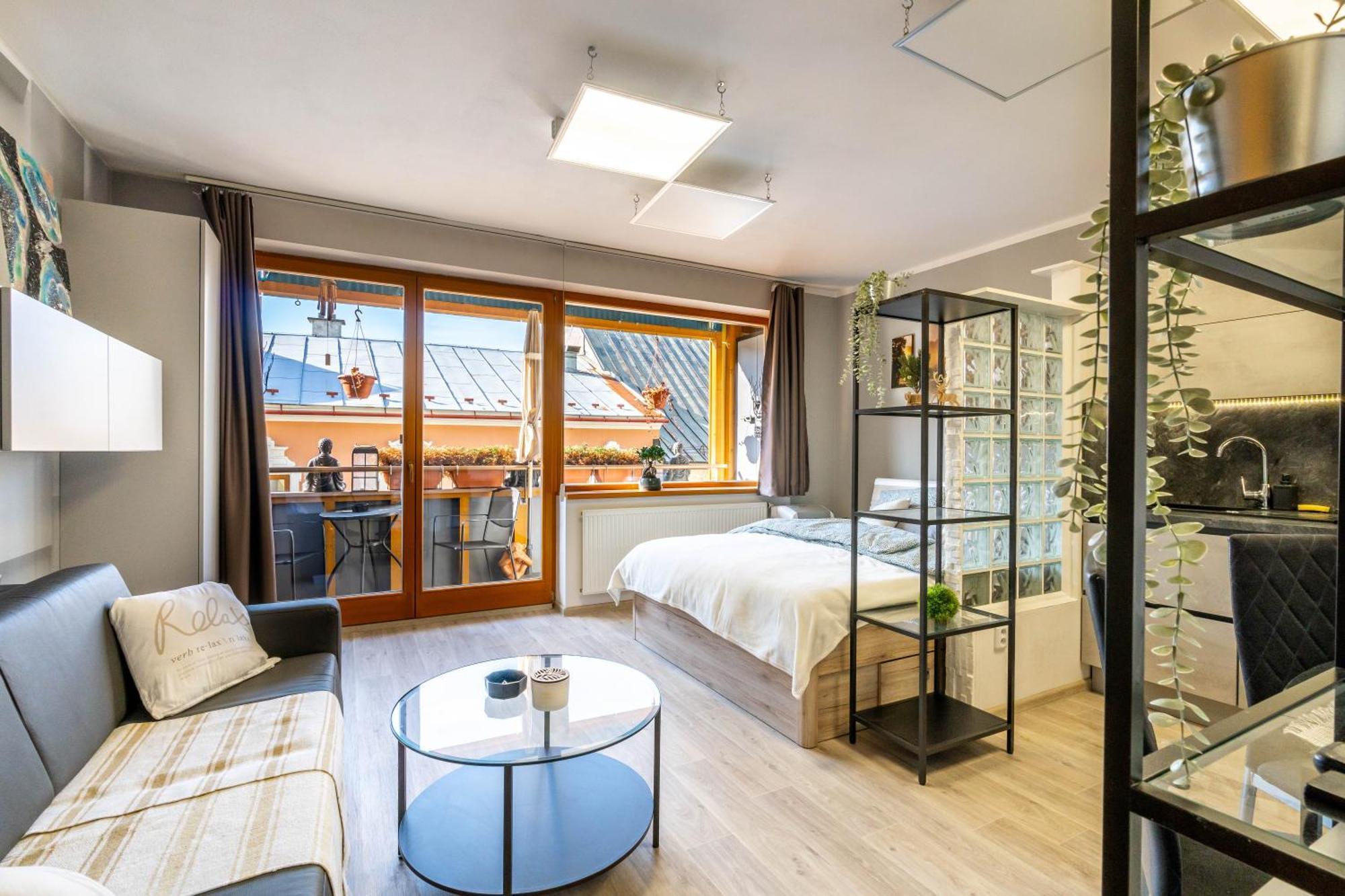 Apartman Strieborna V Centre Mesta Банска-Бистрица Экстерьер фото